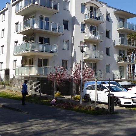 Ferienwohnung Dziwnowek Lesne Tarasy Blue Exterior foto