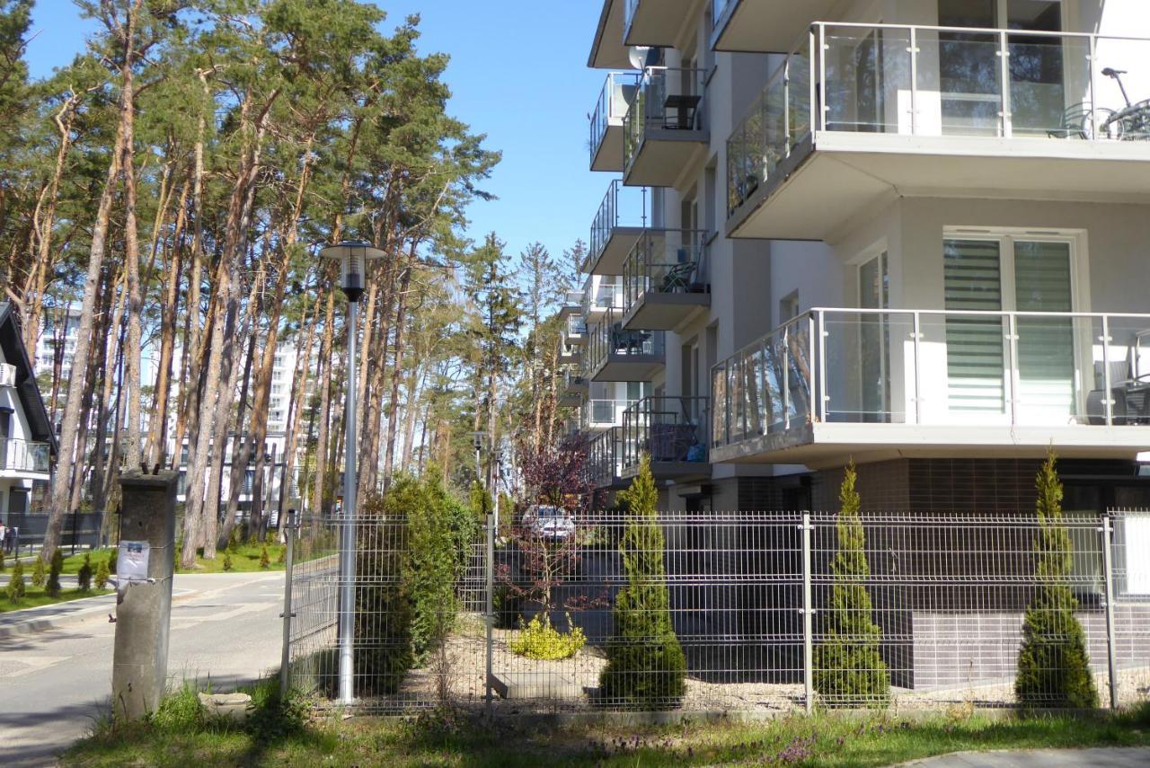 Ferienwohnung Dziwnowek Lesne Tarasy Blue Exterior foto